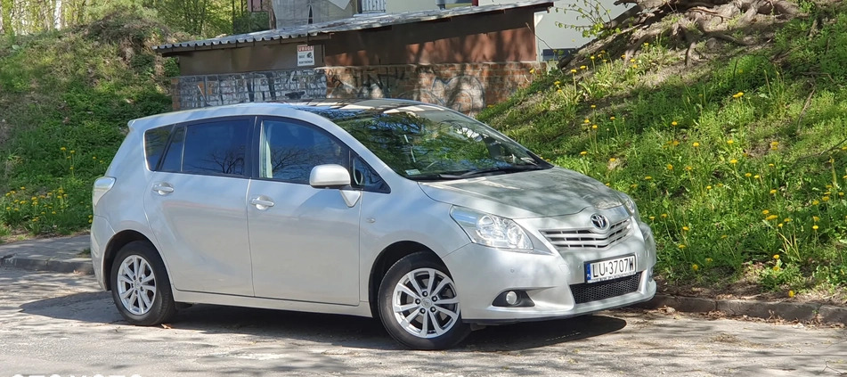 Toyota Verso cena 41990 przebieg: 140000, rok produkcji 2012 z Lublin małe 29
